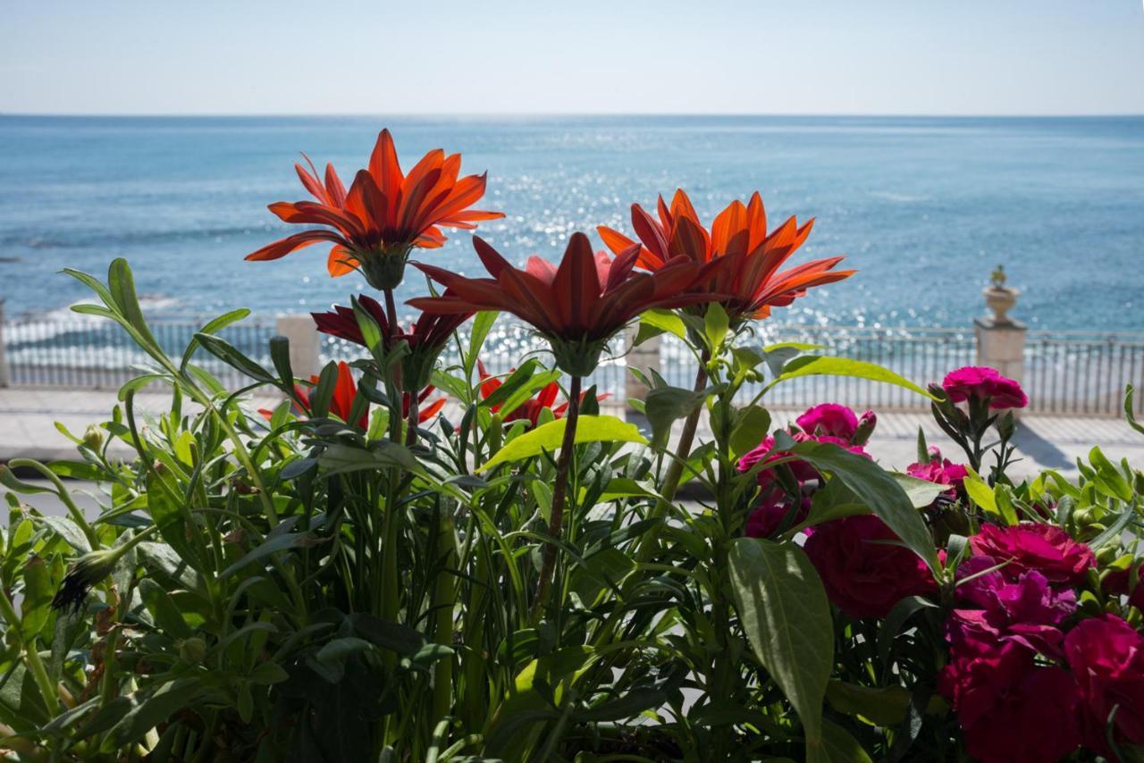 Joanna Studio Flat 217 Villa Giardini Naxos Exterior photo